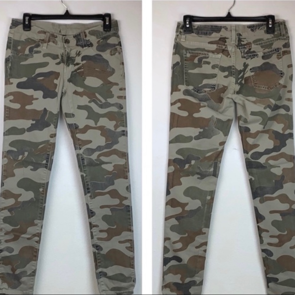 LF Carmar Camo Skinny Pants